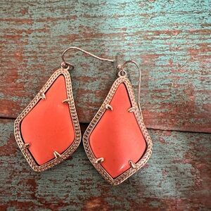 Kendra Scott teardrop earrings